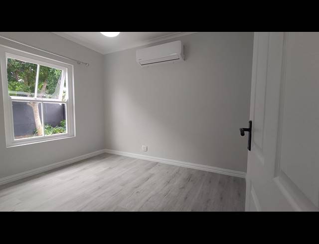 3 bed property to rent in BLOUBERG SANDS